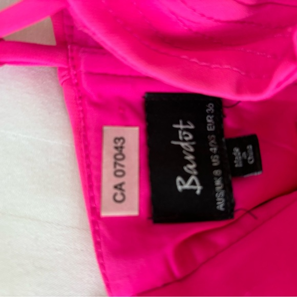 Bardot Hot Pink Cropped Bustier - Size 4/S - Picture 3 of 5
